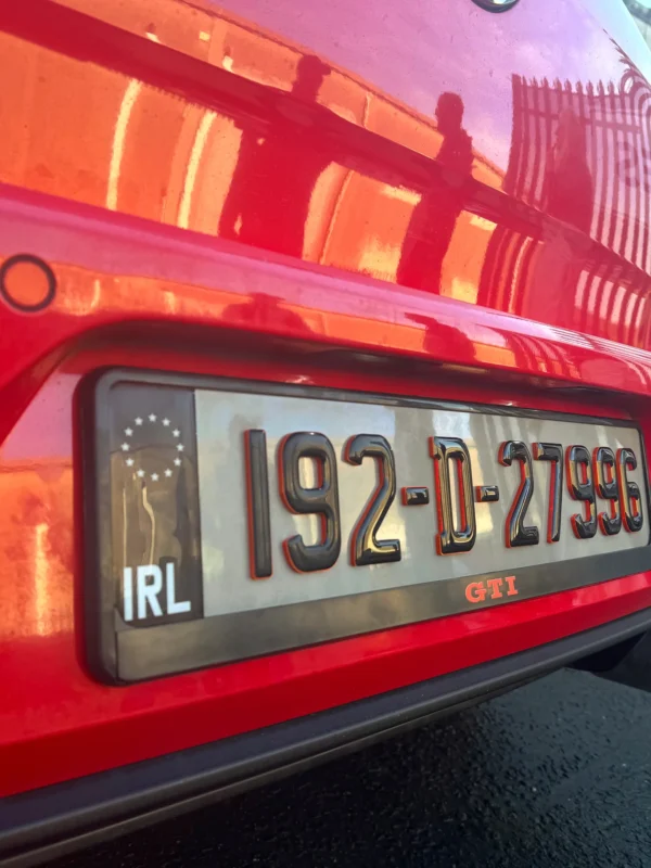 gel-irish-nct-font-ruby-red-plates-custom-car-plates-ireland
